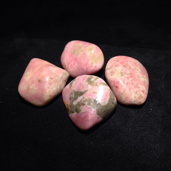 Pierres polies Thulite
